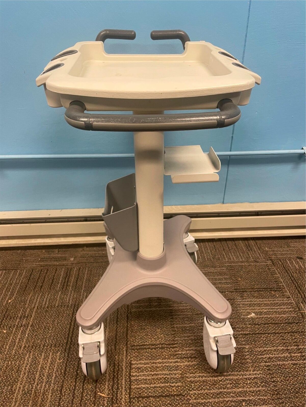 Mobile Trolley- Docking Cart for Ultrasound Machine: SonoScape AT-150 for A6 DIAGNOSTIC ULTRASOUND MACHINES FOR SALE