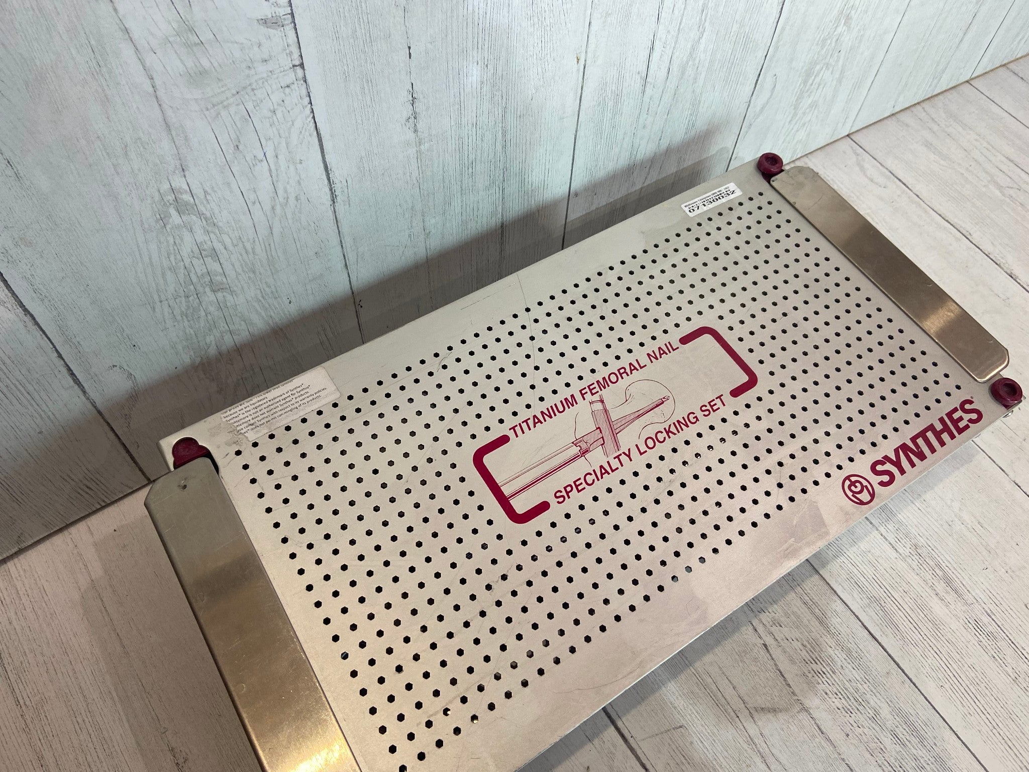 Synthes Titanium Femoral Nail Specialty Locking Set 20.75"x10"x4" DIAGNOSTIC ULTRASOUND MACHINES FOR SALE