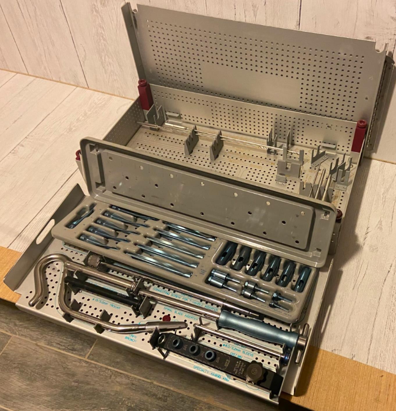 SYNTHES Titanium Unreamed Femoral Nail Specialty Locking Set DIAGNOSTIC ULTRASOUND MACHINES FOR SALE