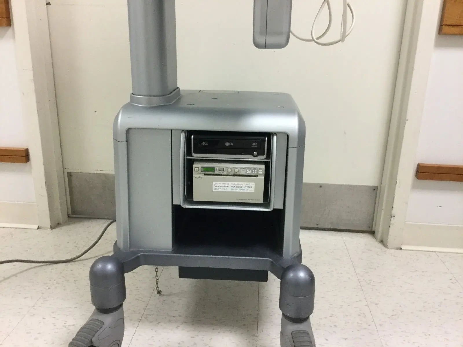 GE Logiq E with 3S-RS Ultrasound Probe/Printer/External Multi DVD Rewritter DIAGNOSTIC ULTRASOUND MACHINES FOR SALE