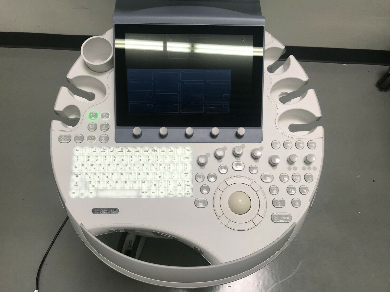 GE VOLUSON E8 BT17 - 4D ULTRASOUND MACHINE WITH HD LIVE DIAGNOSTIC ULTRASOUND MACHINES FOR SALE