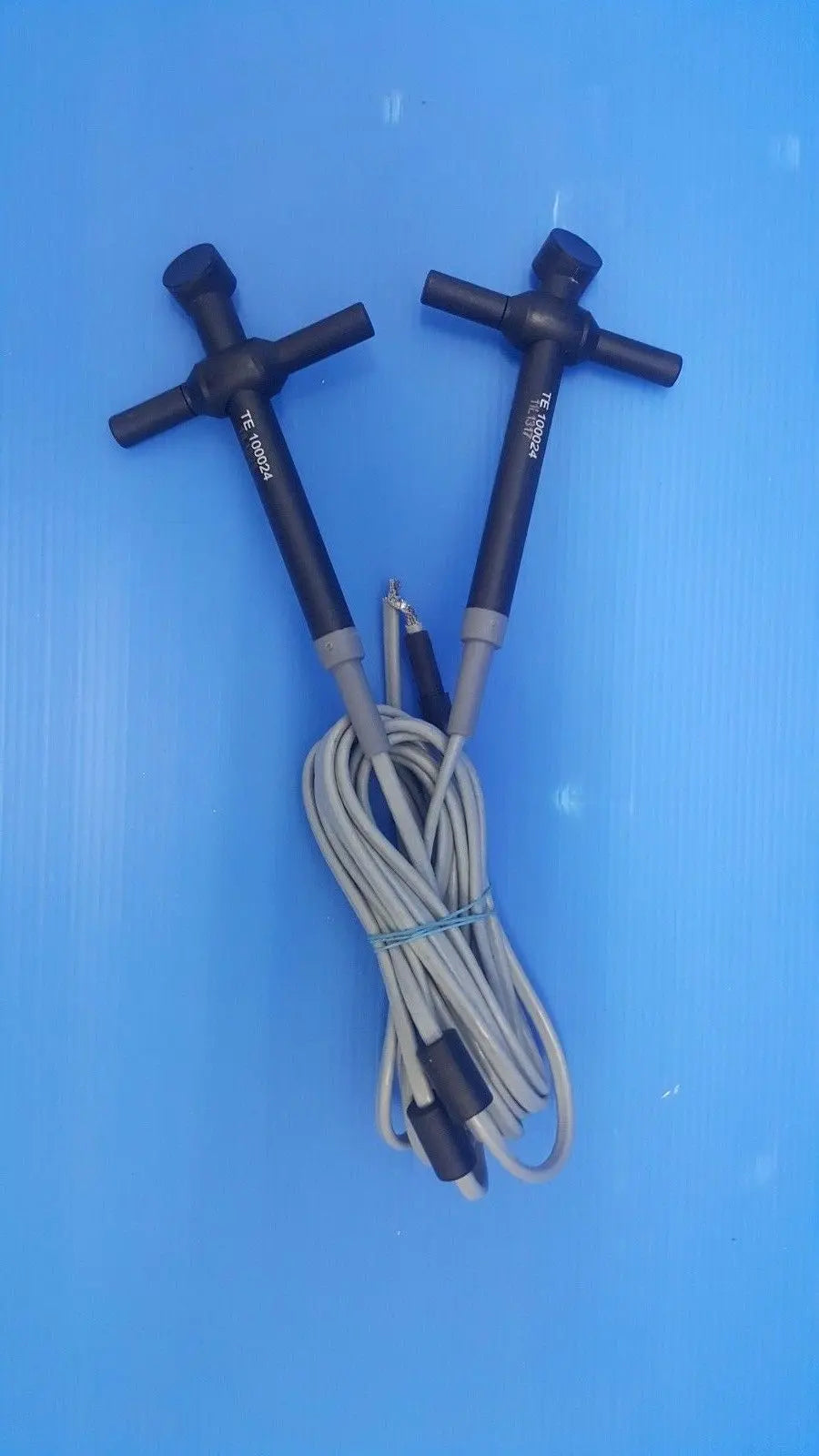 GE TE 100024/P2D Ultrasound Transducer Probe ( LOT OF 2 ) DIAGNOSTIC ULTRASOUND MACHINES FOR SALE