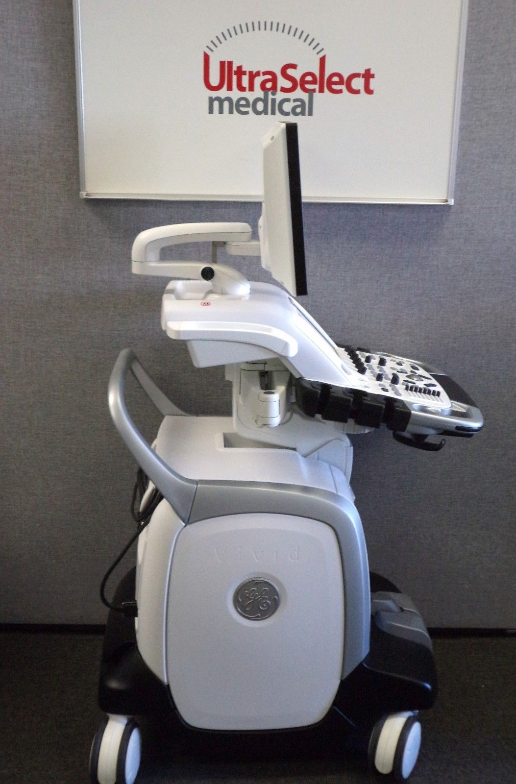 GE Vivid E9 with XD Clear Cardiac/Vascular Ultrasound System Excellent Scanner DIAGNOSTIC ULTRASOUND MACHINES FOR SALE