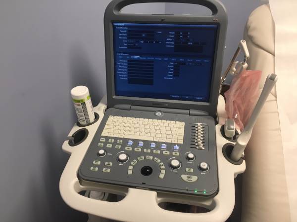 Portable Sono Ultrasound Machine with 2 Transducers SonoScape OB GYN Pick UP NYC DIAGNOSTIC ULTRASOUND MACHINES FOR SALE