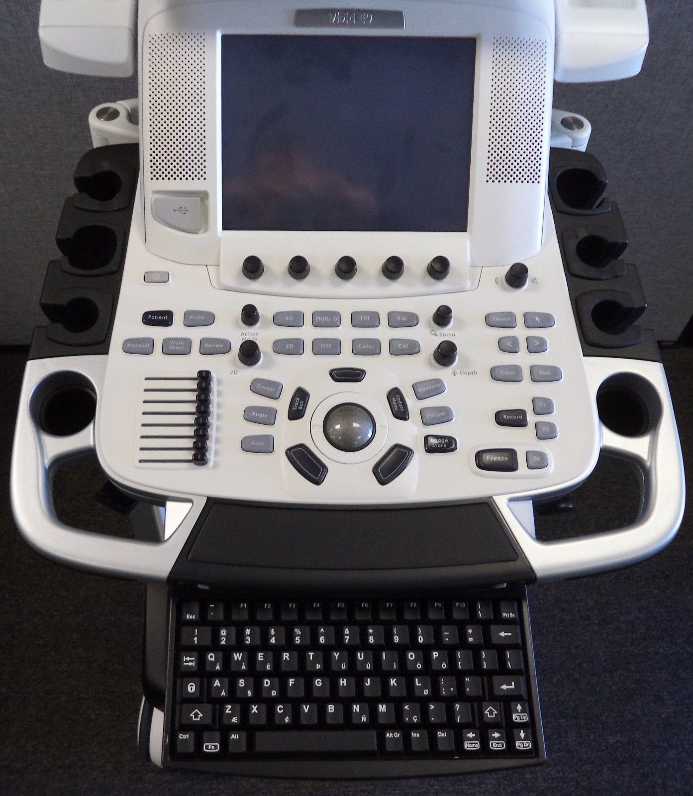 GE Vivid E9 with XD Clear Cardiac/Vascular Ultrasound System Excellent Scanner DIAGNOSTIC ULTRASOUND MACHINES FOR SALE