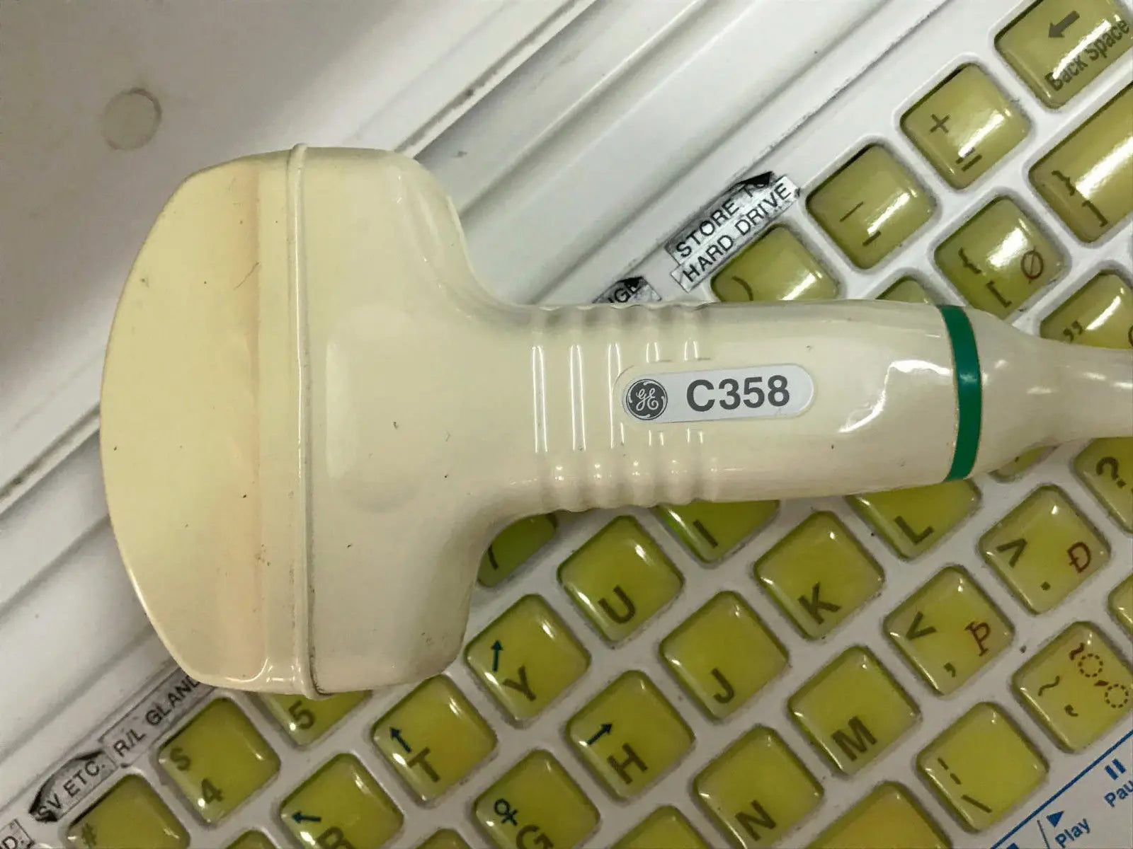 GE Logiq 400 Pro Ultrasound System with LA39 & C358 probes DIAGNOSTIC ULTRASOUND MACHINES FOR SALE