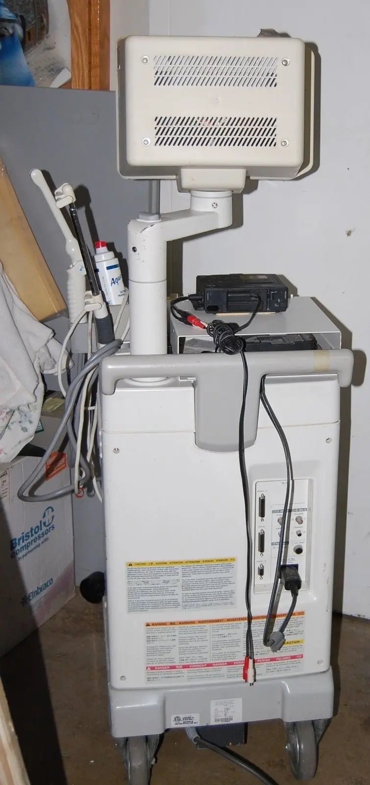 GE Logiq 200 Pro Ultrasound with 2 Transducer Probe Imaging Urology OBGYN #12367 DIAGNOSTIC ULTRASOUND MACHINES FOR SALE