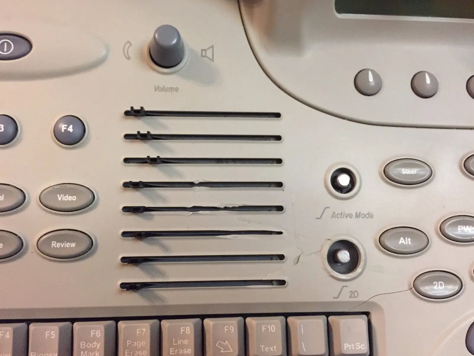 GE Vingmed Ultrasound Vivid 7 Control Panel Model: FC200680 DIAGNOSTIC ULTRASOUND MACHINES FOR SALE