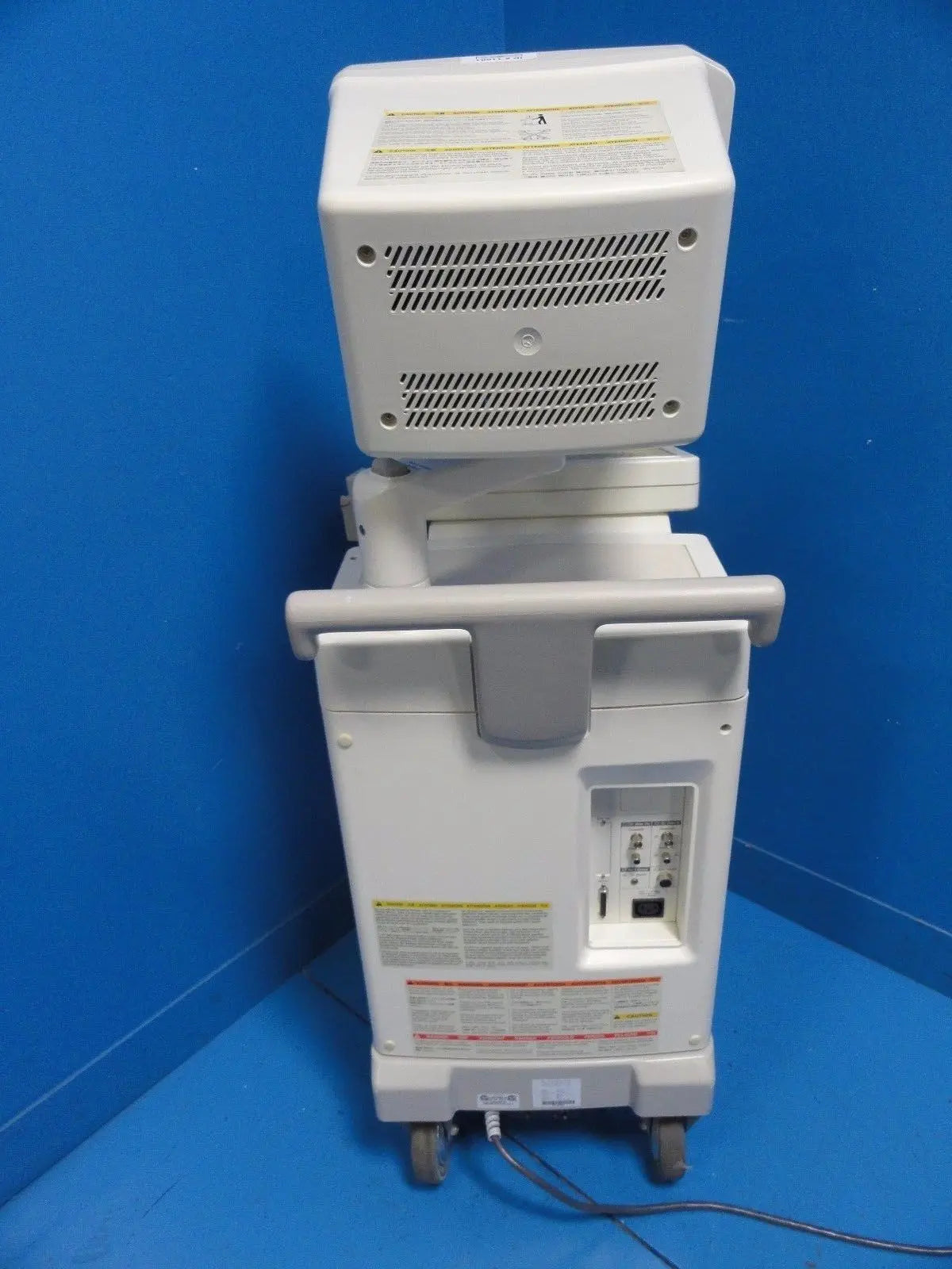 GE 2205675 Logiq Alpha 200 Diagnostic Ultrasound System W/O Transducers (11901) DIAGNOSTIC ULTRASOUND MACHINES FOR SALE