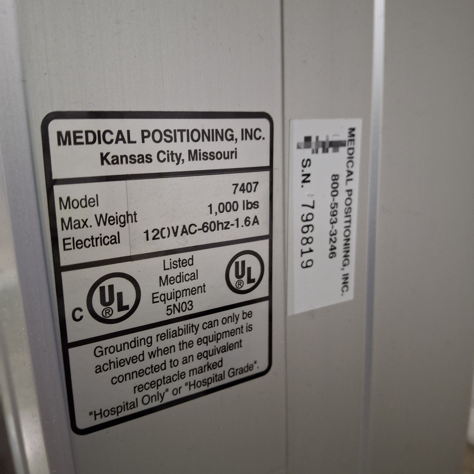 Medical Positioning, Inc. 7407 Ultrasound Table