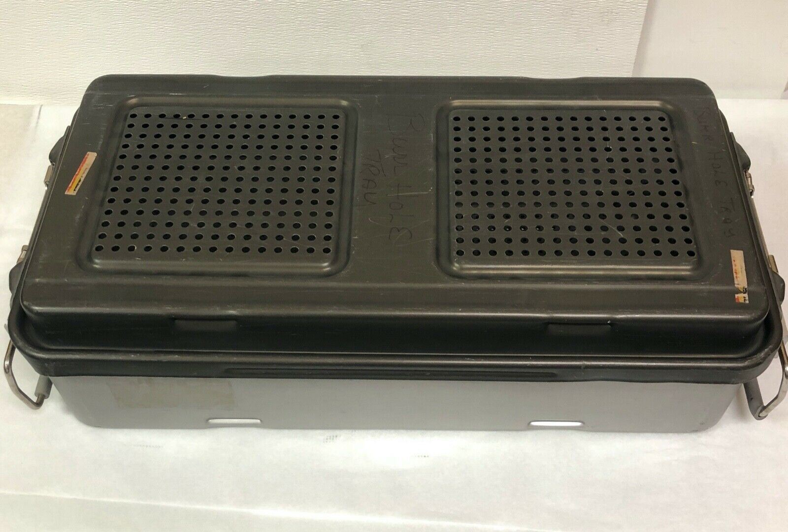 Genesis V. Mueller Steel Case L: 22"  W: 11" H: 5 1/2" | KMCE-199 DIAGNOSTIC ULTRASOUND MACHINES FOR SALE