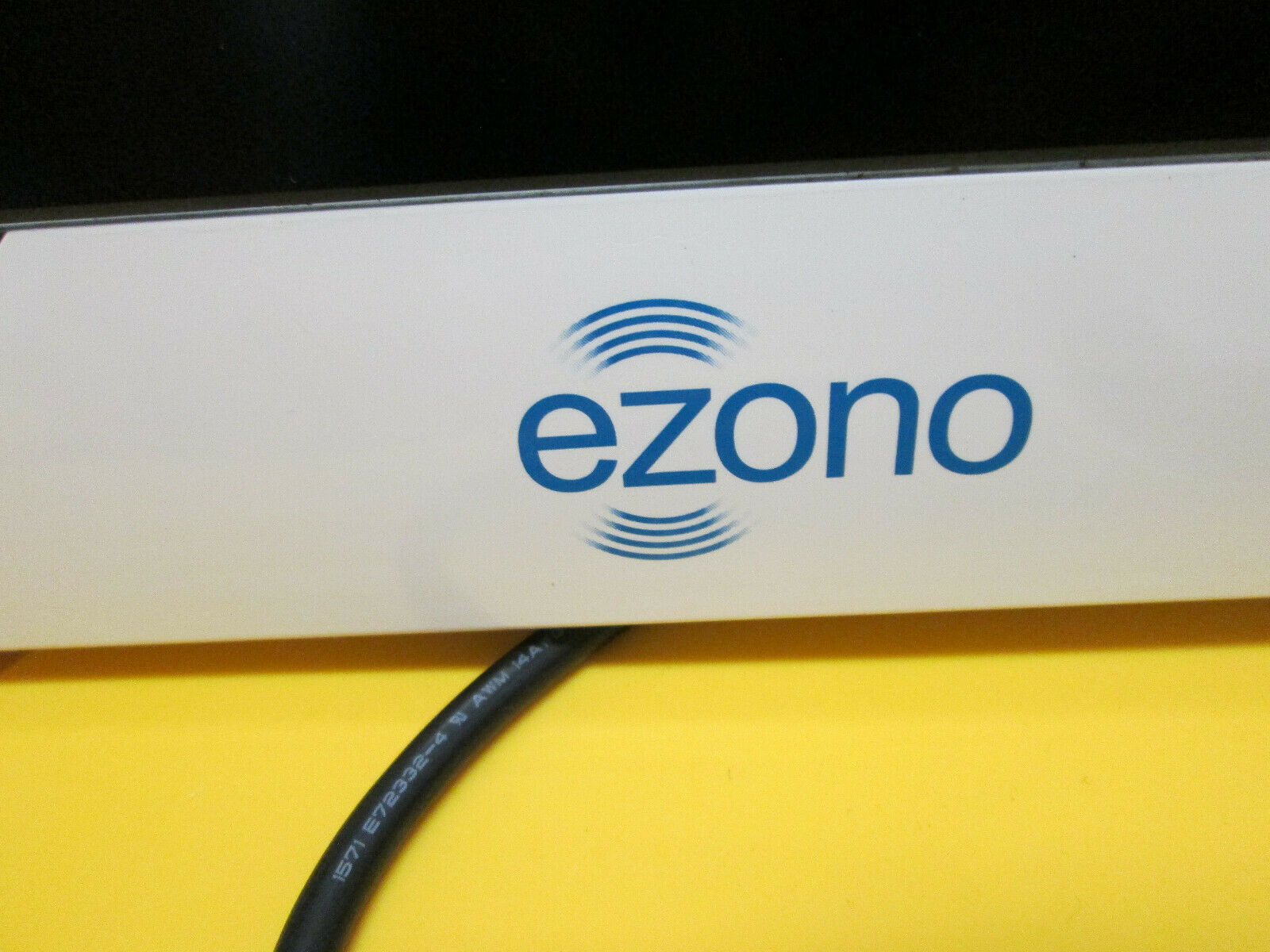 eZono 4000 ultrasound machine portable needle guidance imaging system ezono AG DIAGNOSTIC ULTRASOUND MACHINES FOR SALE