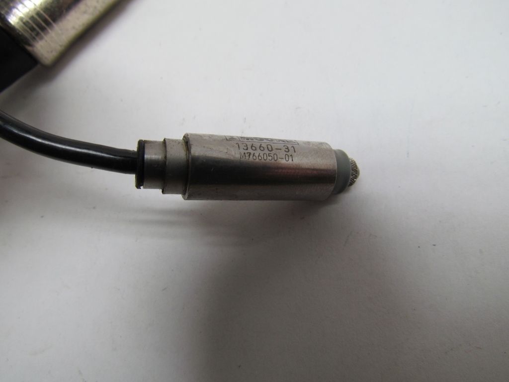 Moore 13660-31 Linear Transducer Gage Probe Sensor DIAGNOSTIC ULTRASOUND MACHINES FOR SALE