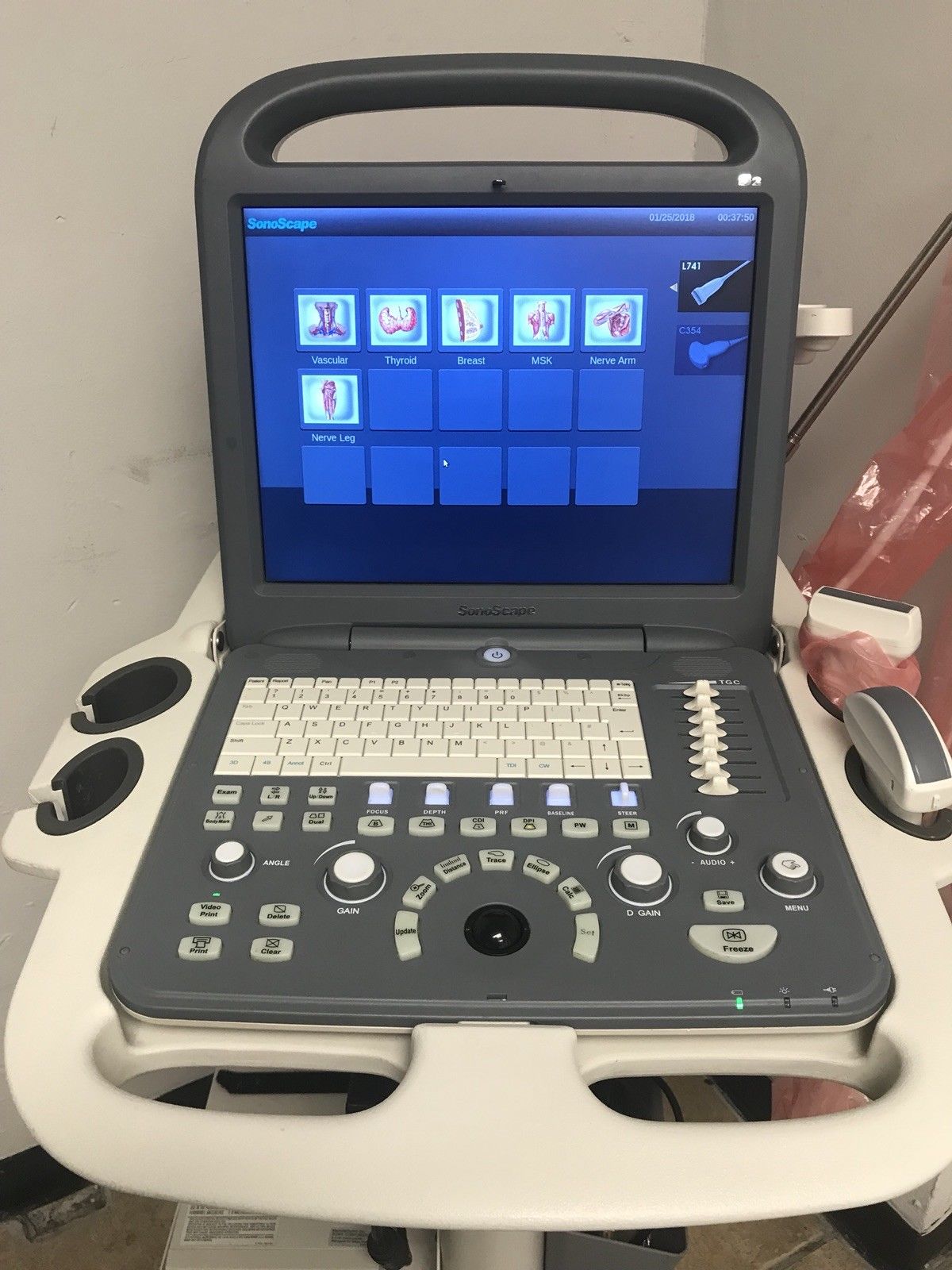 2013 Sonoscape S2 Ultrasound With Vascular, Abdominal Probes DIAGNOSTIC ULTRASOUND MACHINES FOR SALE