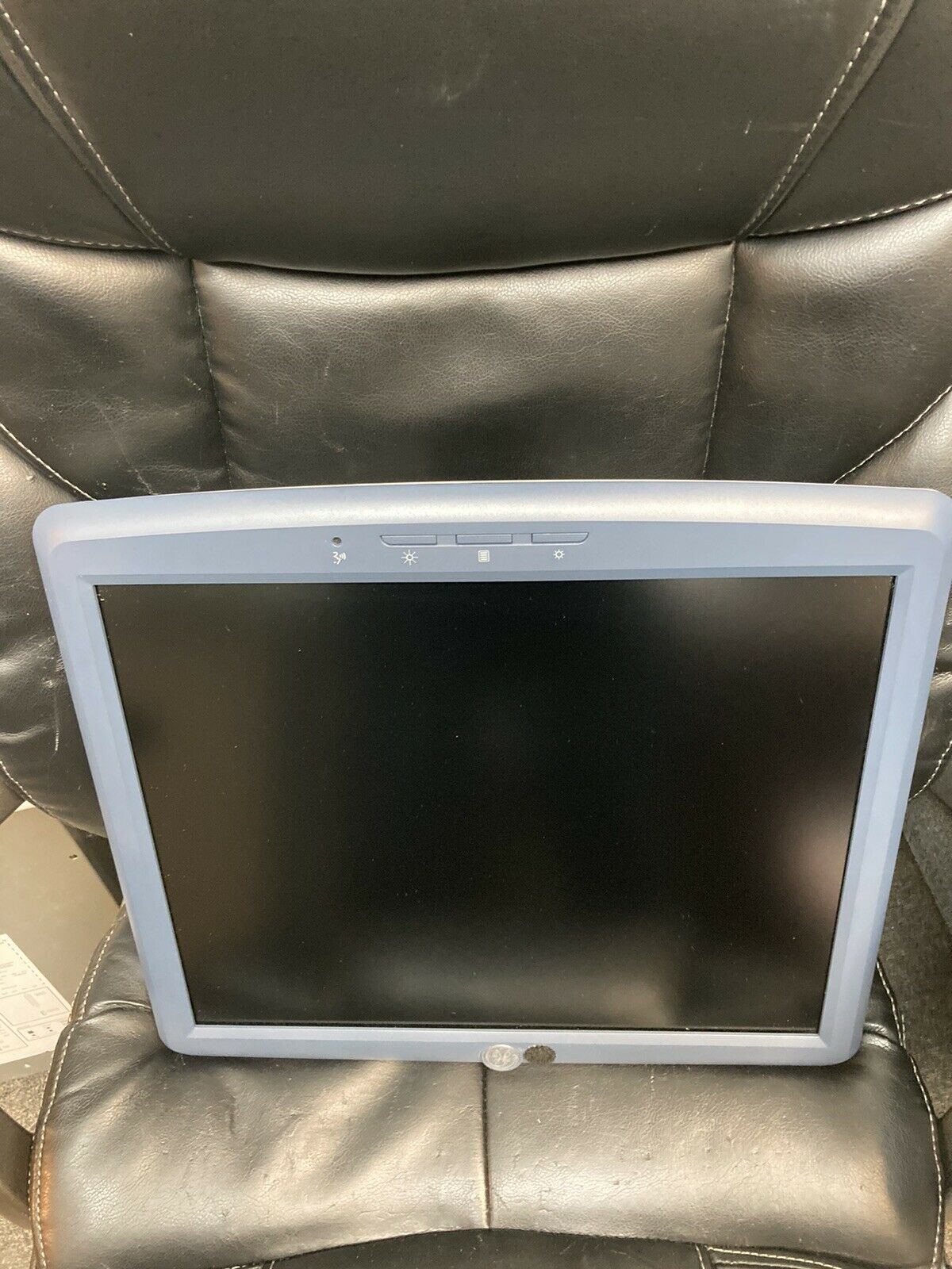 GE Logiq Ultrasound Series 19” LCD Monitor Model 5392293-22 DIAGNOSTIC ULTRASOUND MACHINES FOR SALE