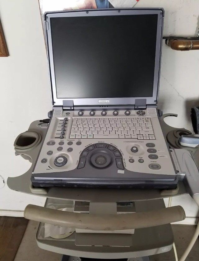 GE Logiq E 2007 Portable Ultrasound With 1 Probe.