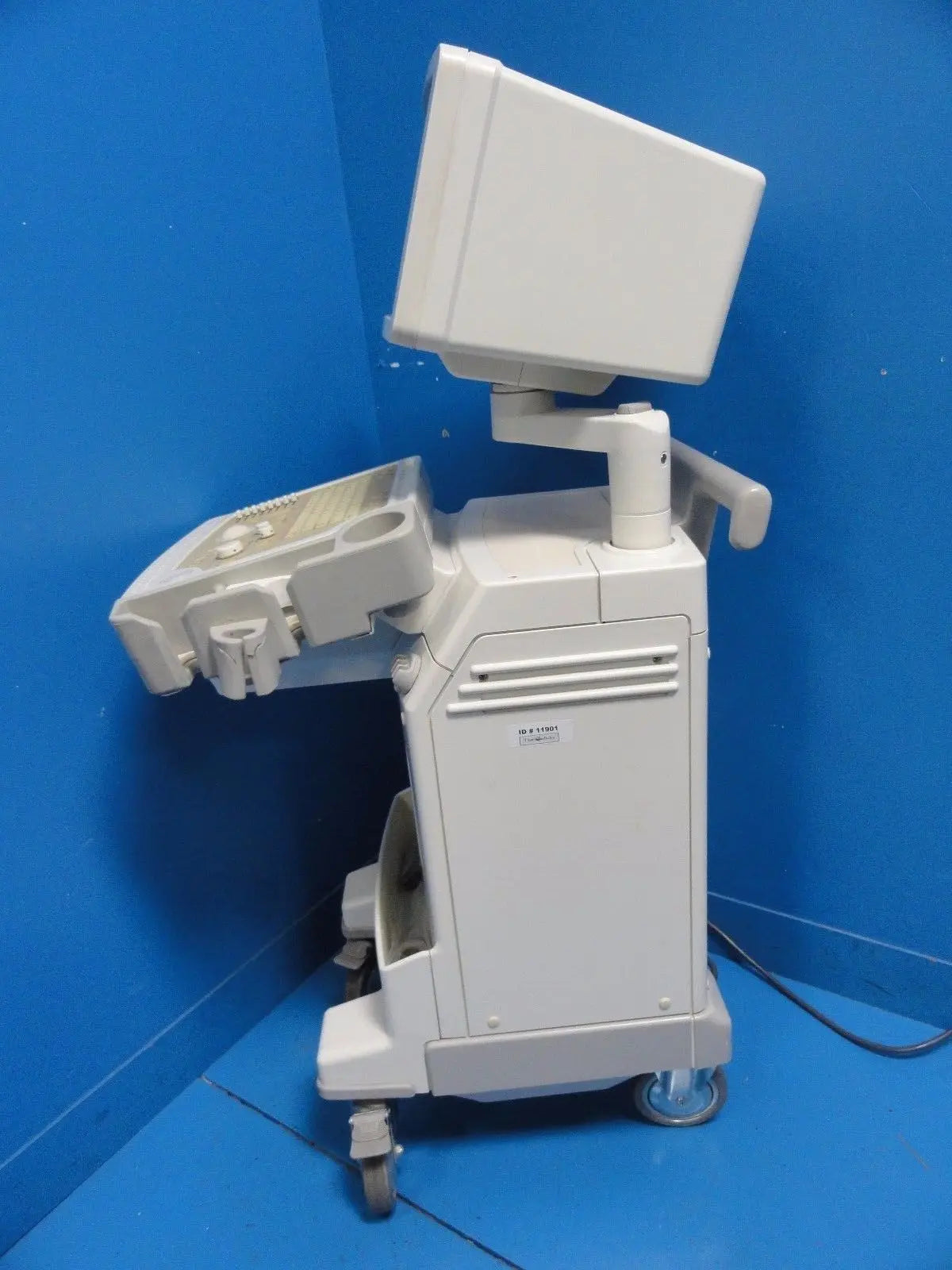 GE 2205675 Logiq Alpha 200 Diagnostic Ultrasound System W/O Transducers (11901) DIAGNOSTIC ULTRASOUND MACHINES FOR SALE