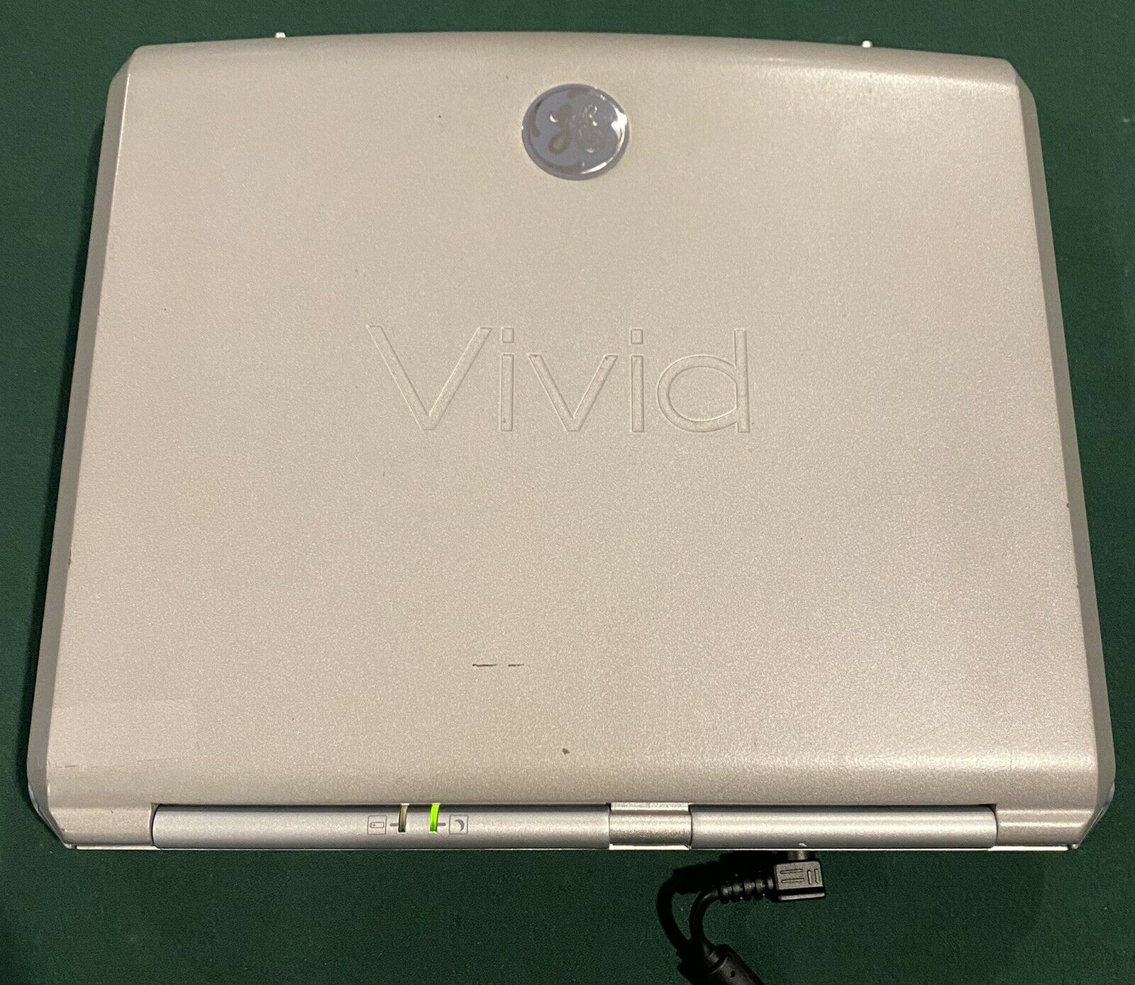 GE Vivid-i Ultrasound Machine (including carrying cases and two probes) DIAGNOSTIC ULTRASOUND MACHINES FOR SALE