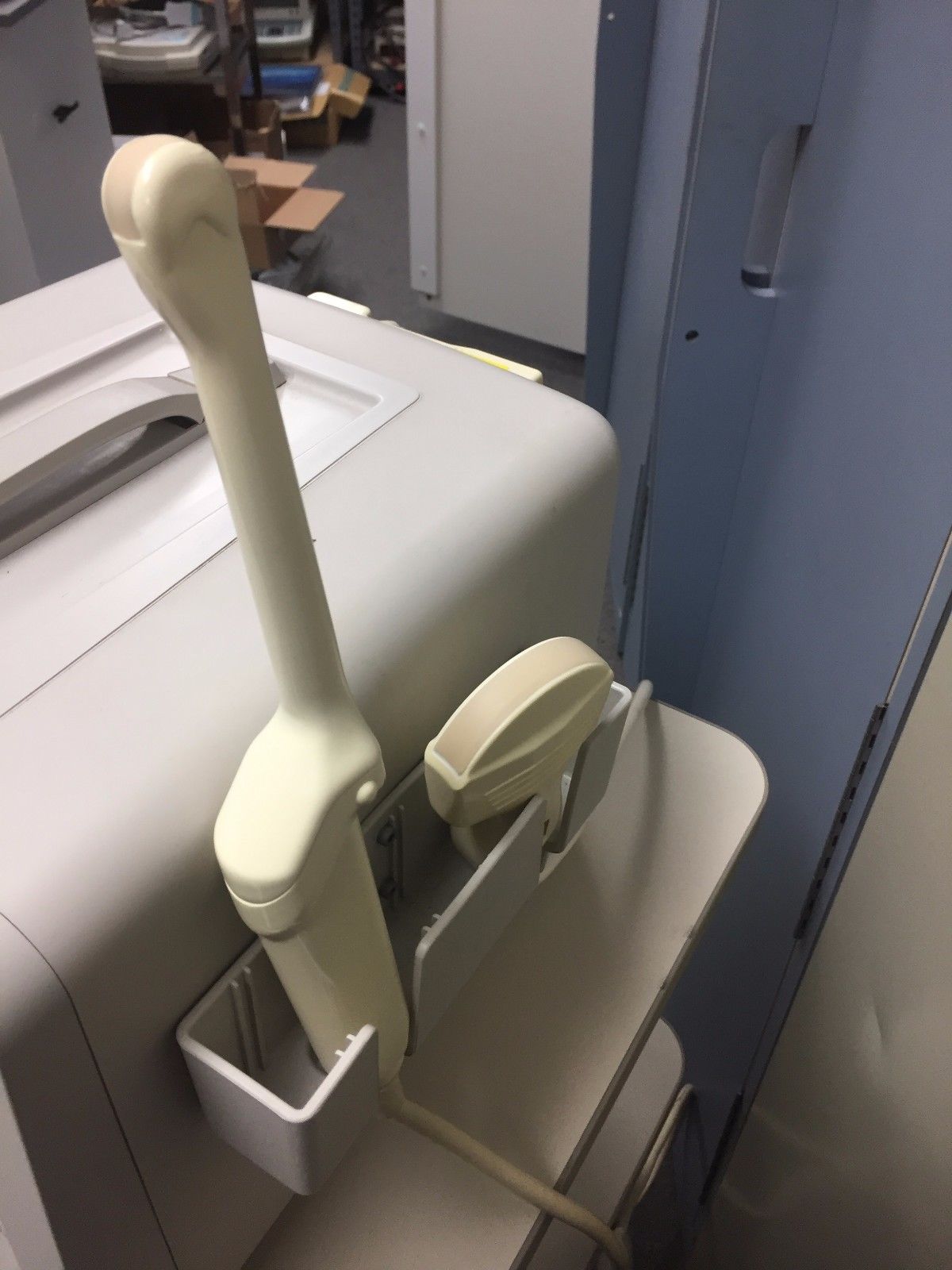 Hitachi EUB-405 Plus Ultrasound / 2 probes / 2 transducer port / printer DIAGNOSTIC ULTRASOUND MACHINES FOR SALE