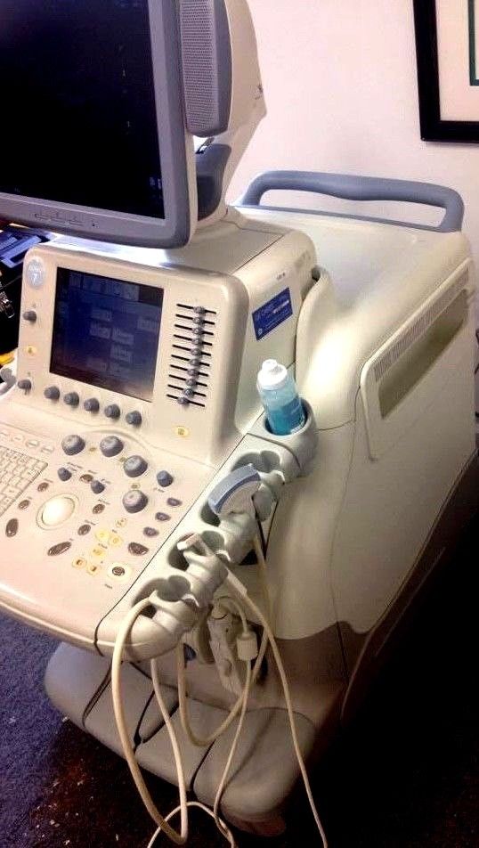 GE Logiq 7 Ultrasound Machine. OB/GYN Radiology Probes available 3.5C, E8C, 9L DIAGNOSTIC ULTRASOUND MACHINES FOR SALE