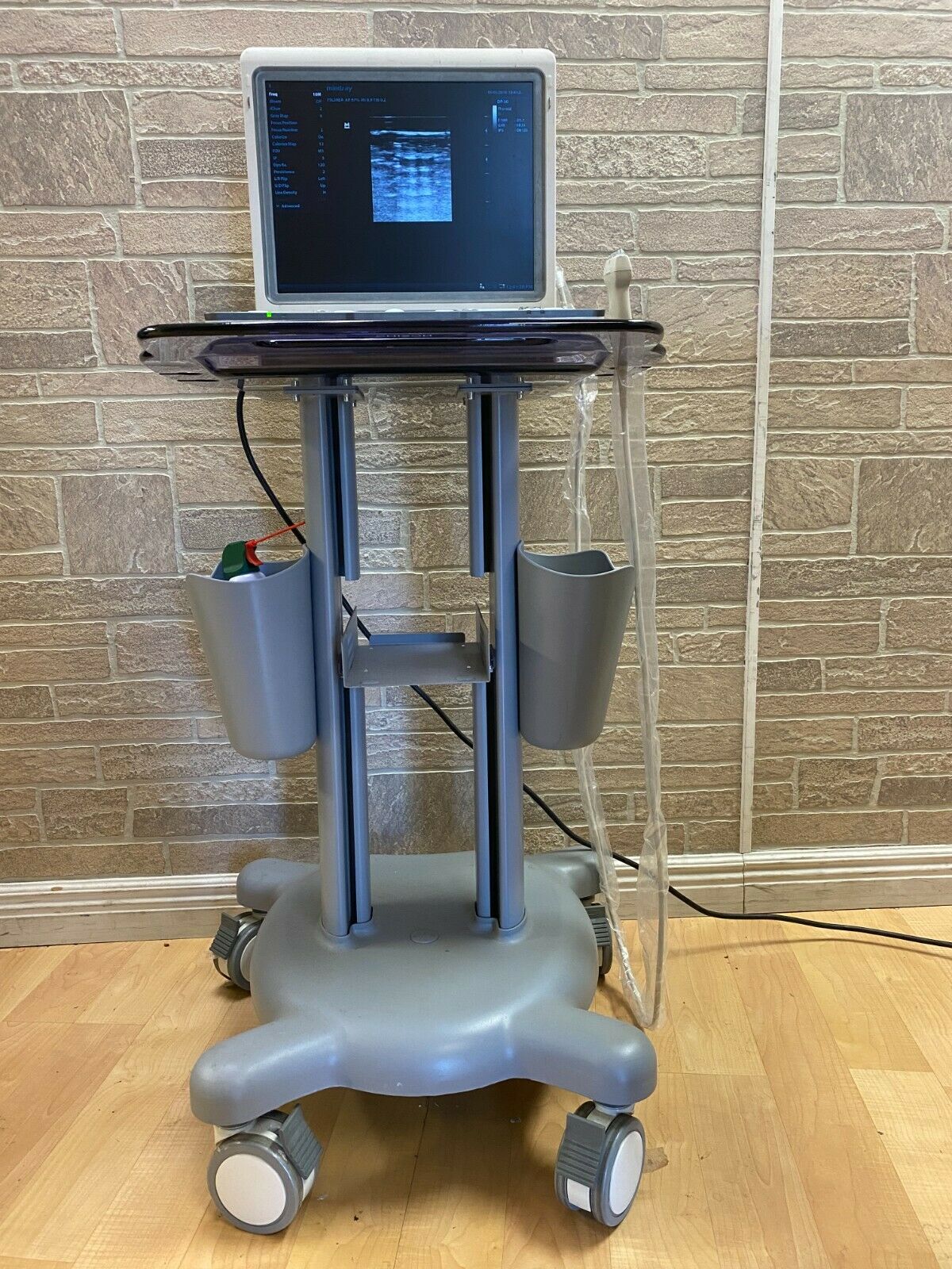 MINDRAY DP-50 PORTABLE ULTRASOUND WITH ONE CHOICE PROBE 1 YEAR WARRANTY DIAGNOSTIC ULTRASOUND MACHINES FOR SALE